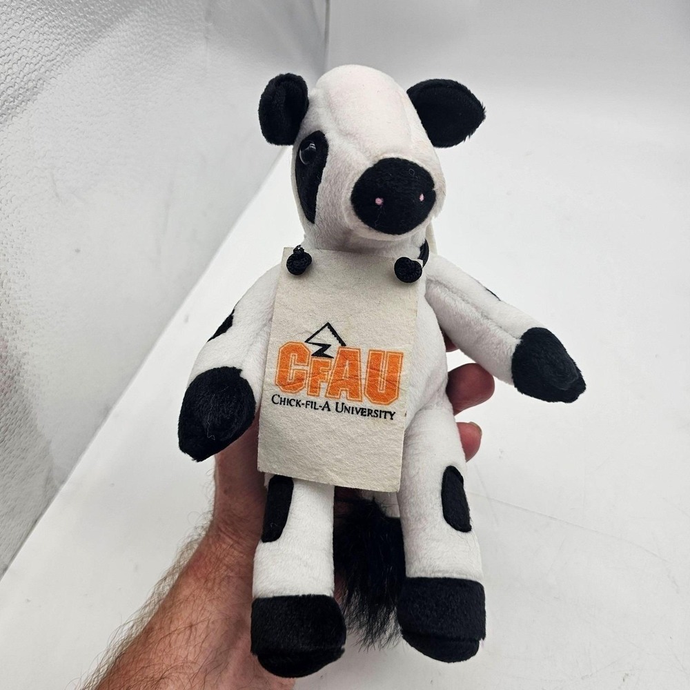 SUPER RARE Chick-fil-A Cow Plush Stuffed Toy 8" CFAU University Eat Chikin